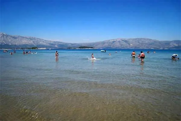 869-4 For 4 Pers In Lumbarda